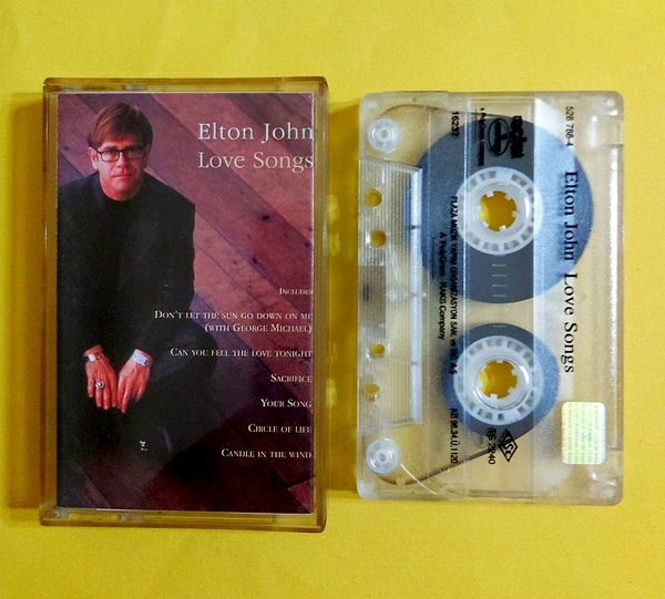 Elton John – Love Songs – Berk Plak